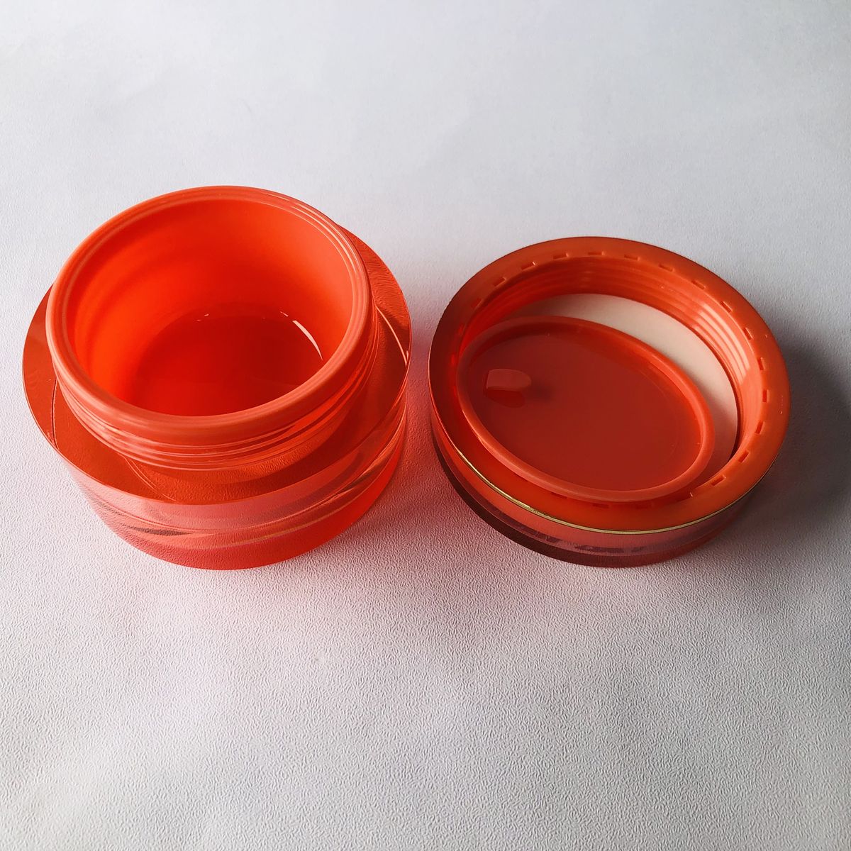 Cream Jars model CB18005