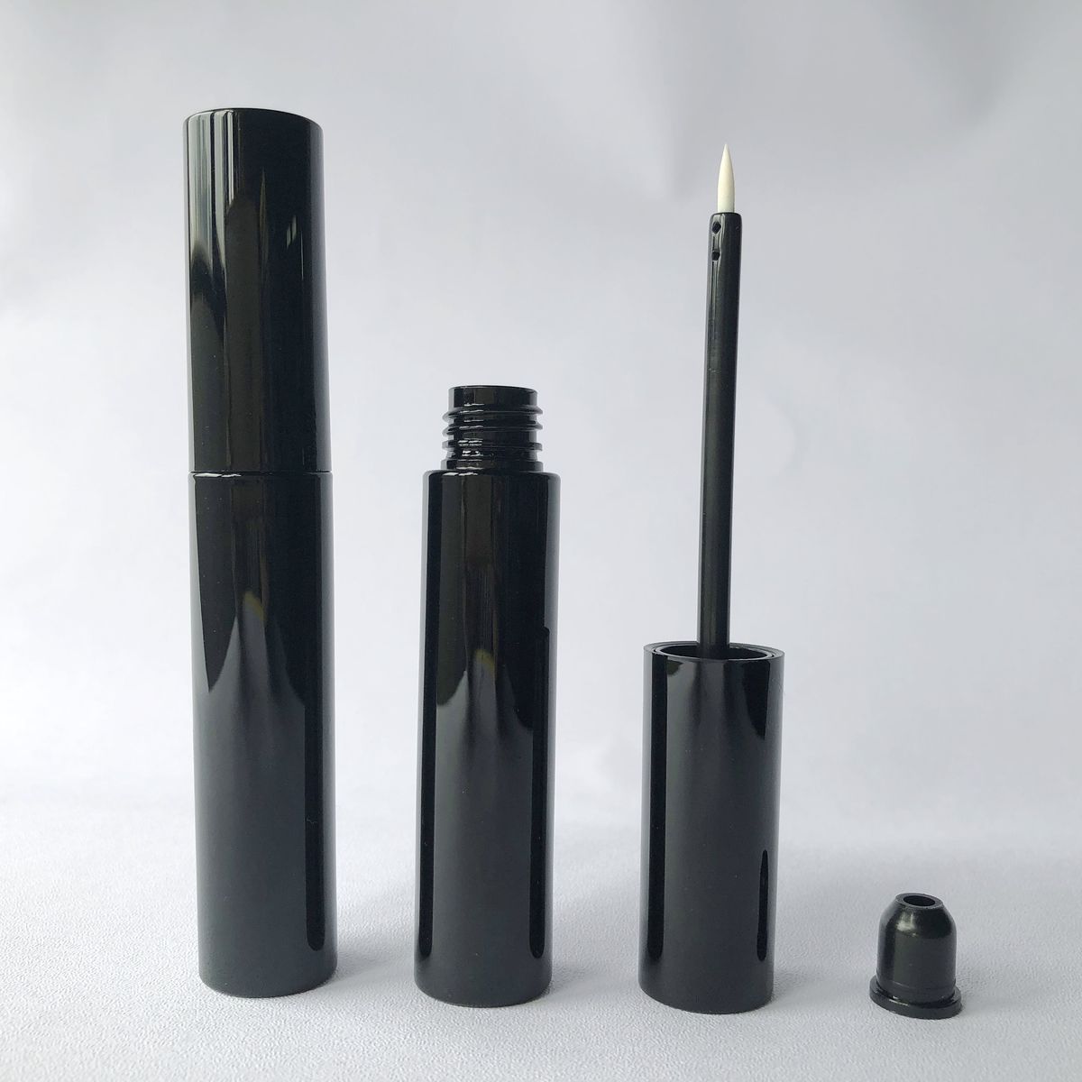 Eyeliner & Serum Tubes model YXG04901