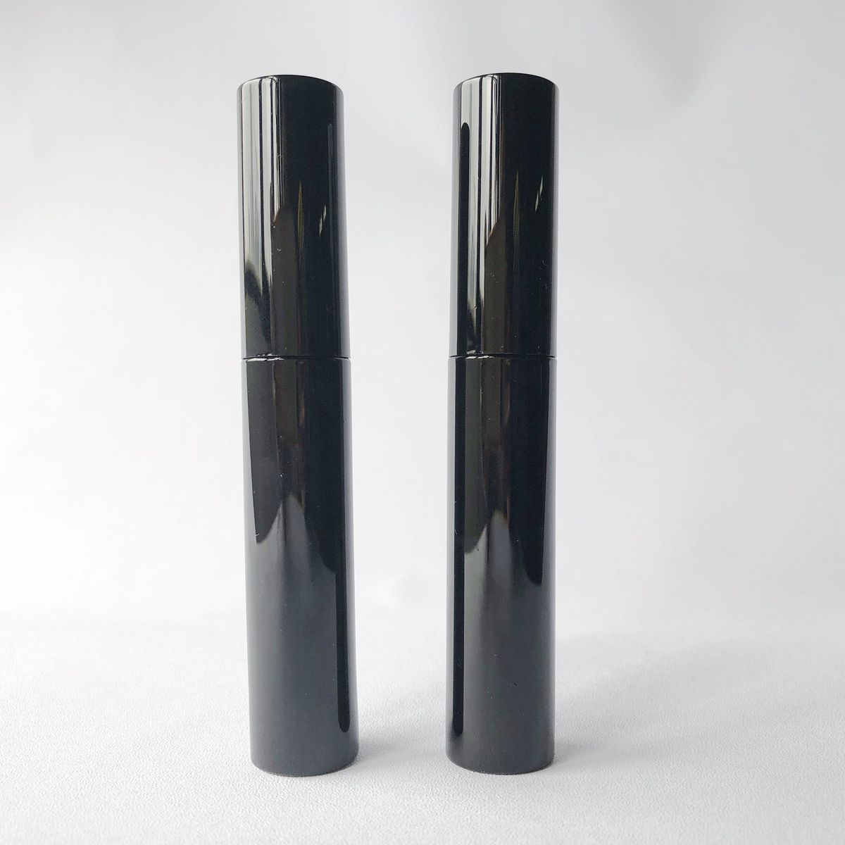 Eyeliner & Serum Tubes model YXG04903