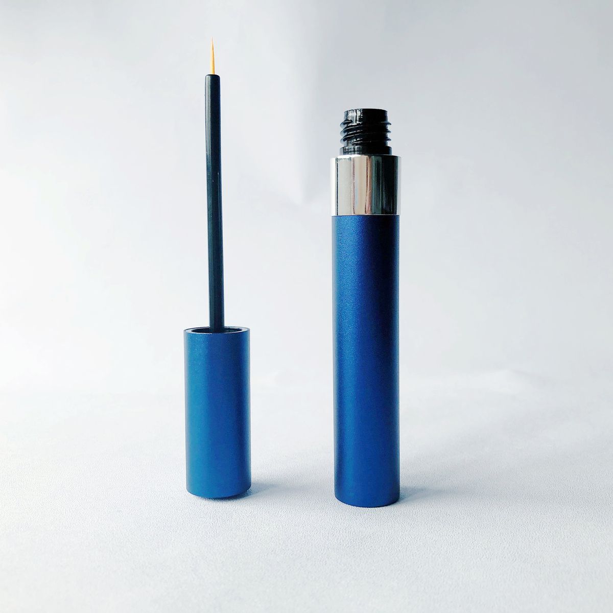 Eyeliner & Serum Tubes model YXG09904