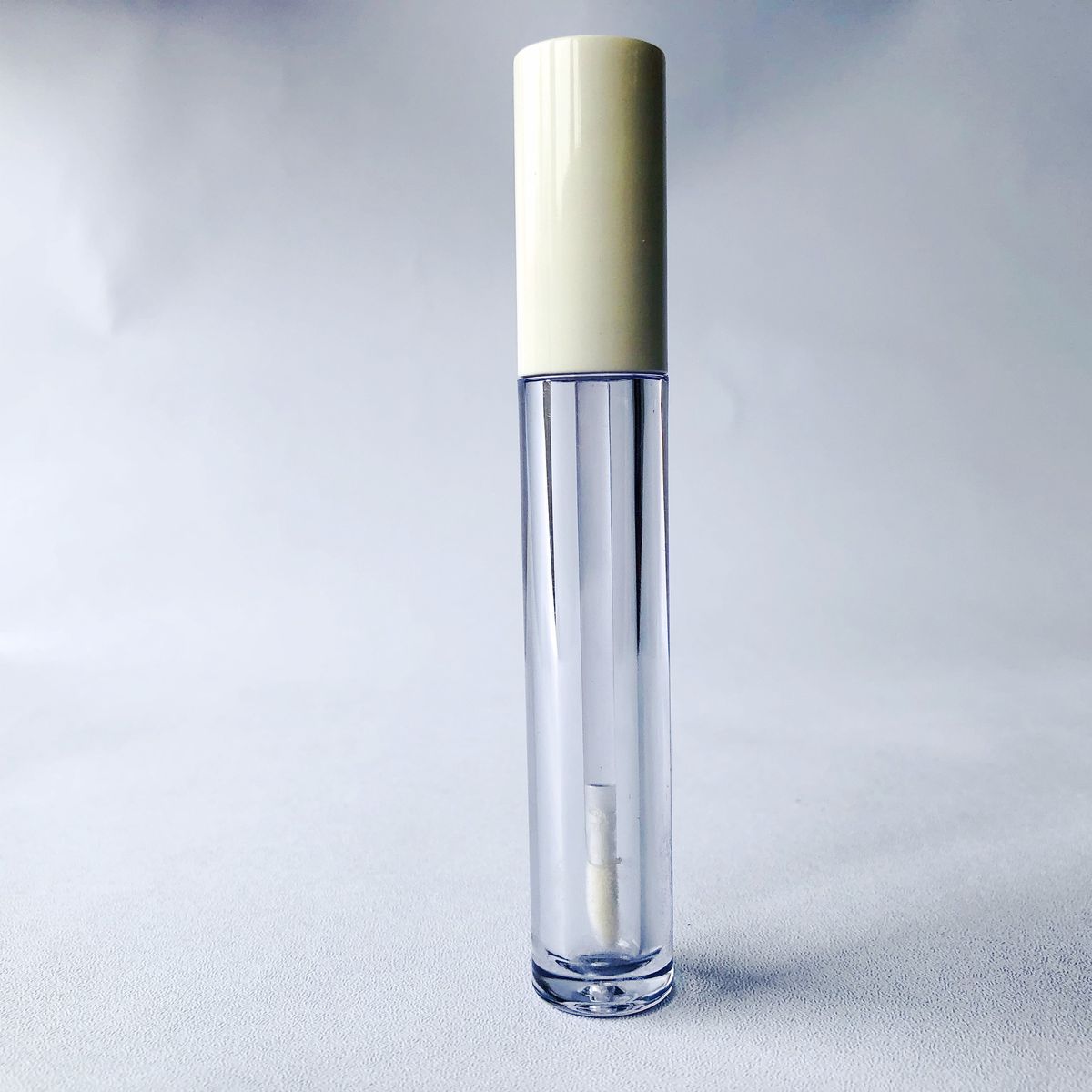 Lip Gloss Tubes model 1702