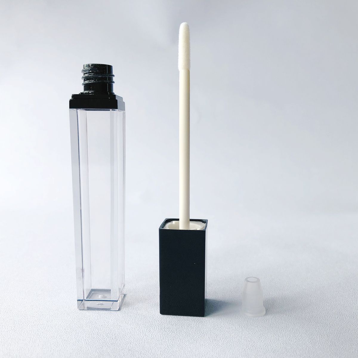 Lip Gloss Tubes model 2103