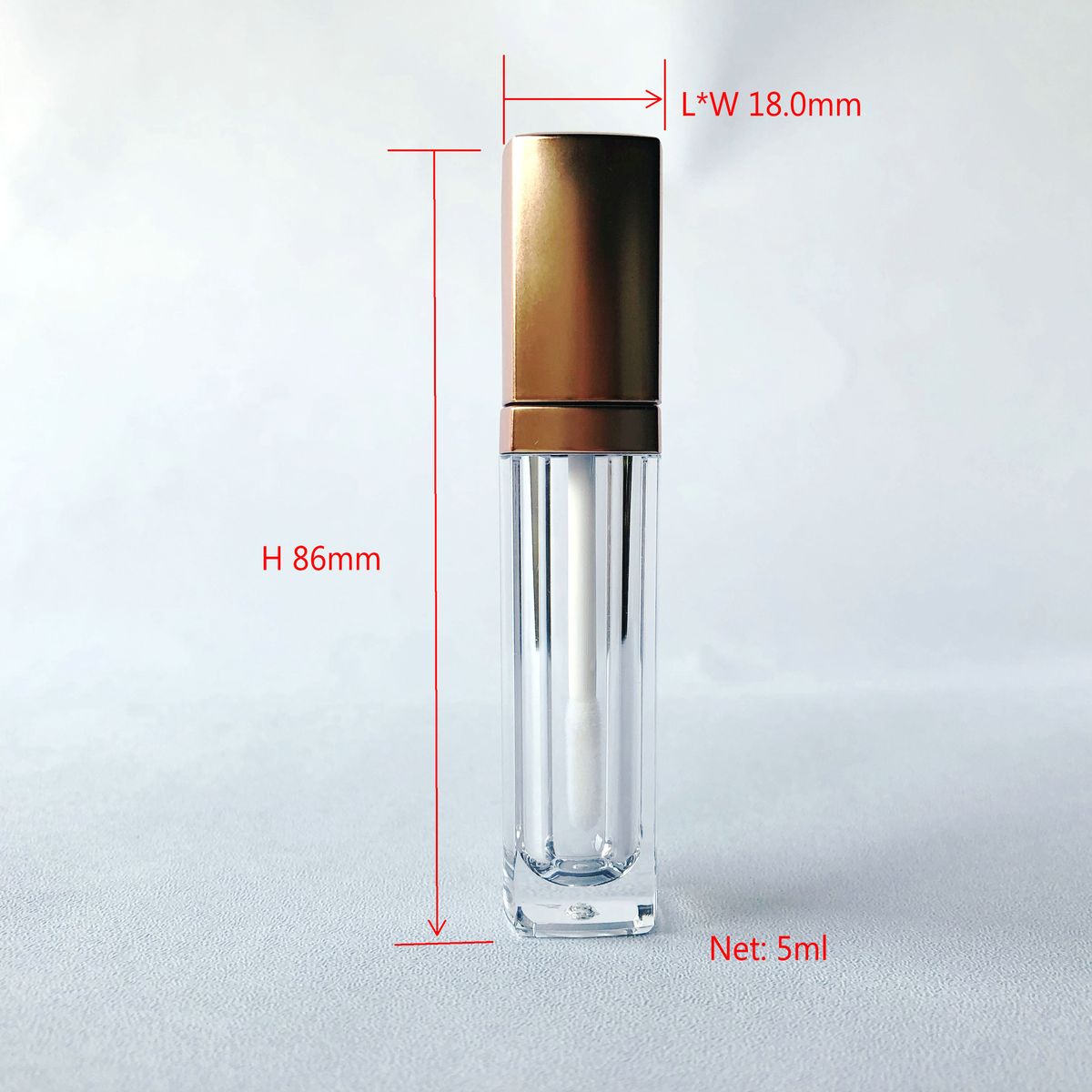 Lip Gloss Tubes model CCG17901