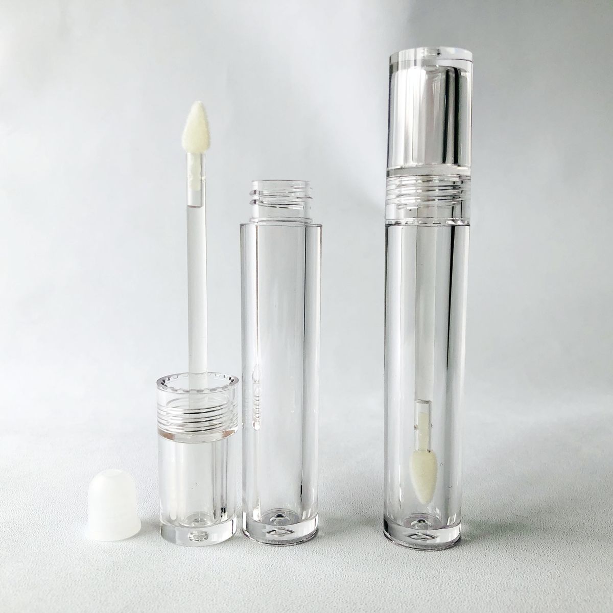 Lip Gloss Tubes model CCG18601