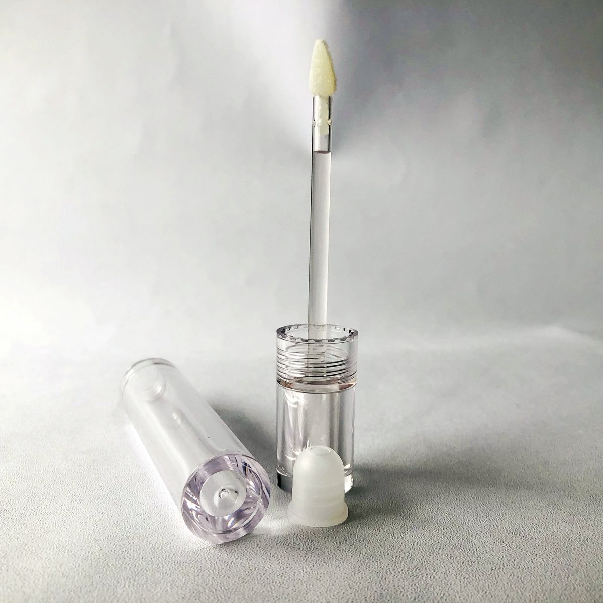 Lip Gloss Tubes model CCG18604