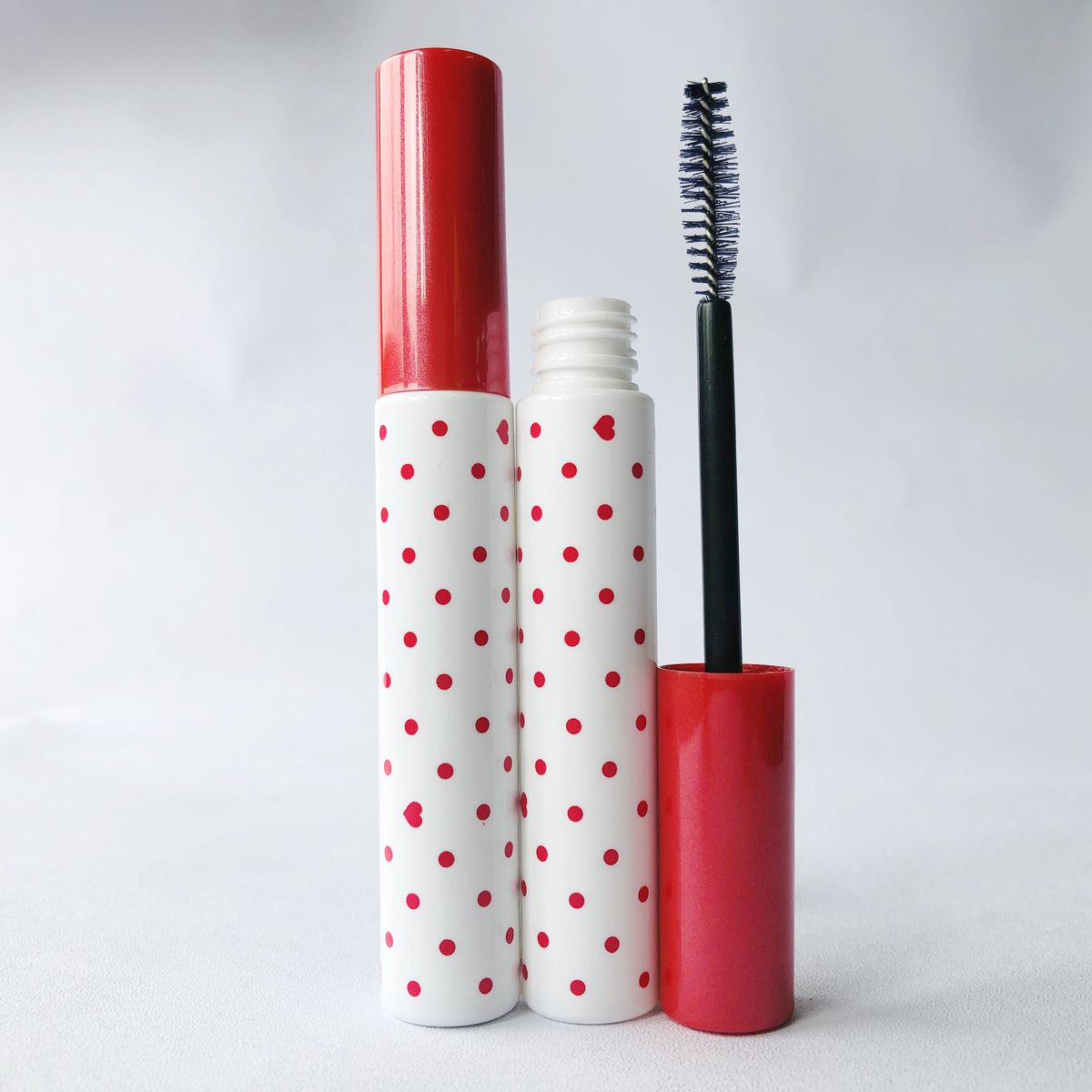 Mascara Tubes model JMG11901