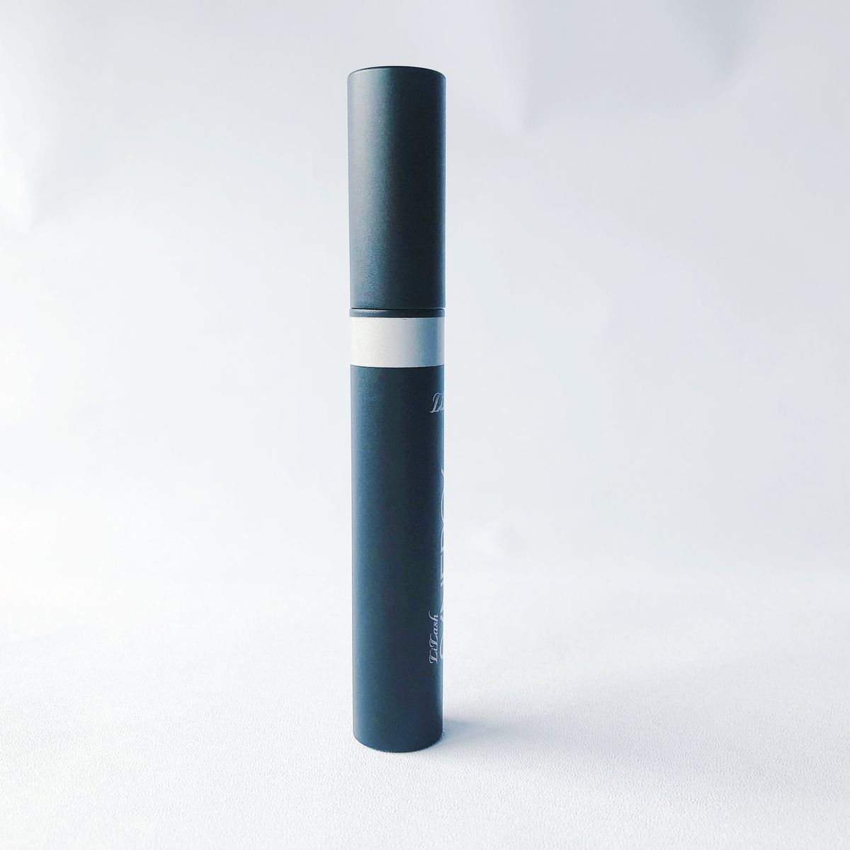 Mascara Tubes model JMG14502