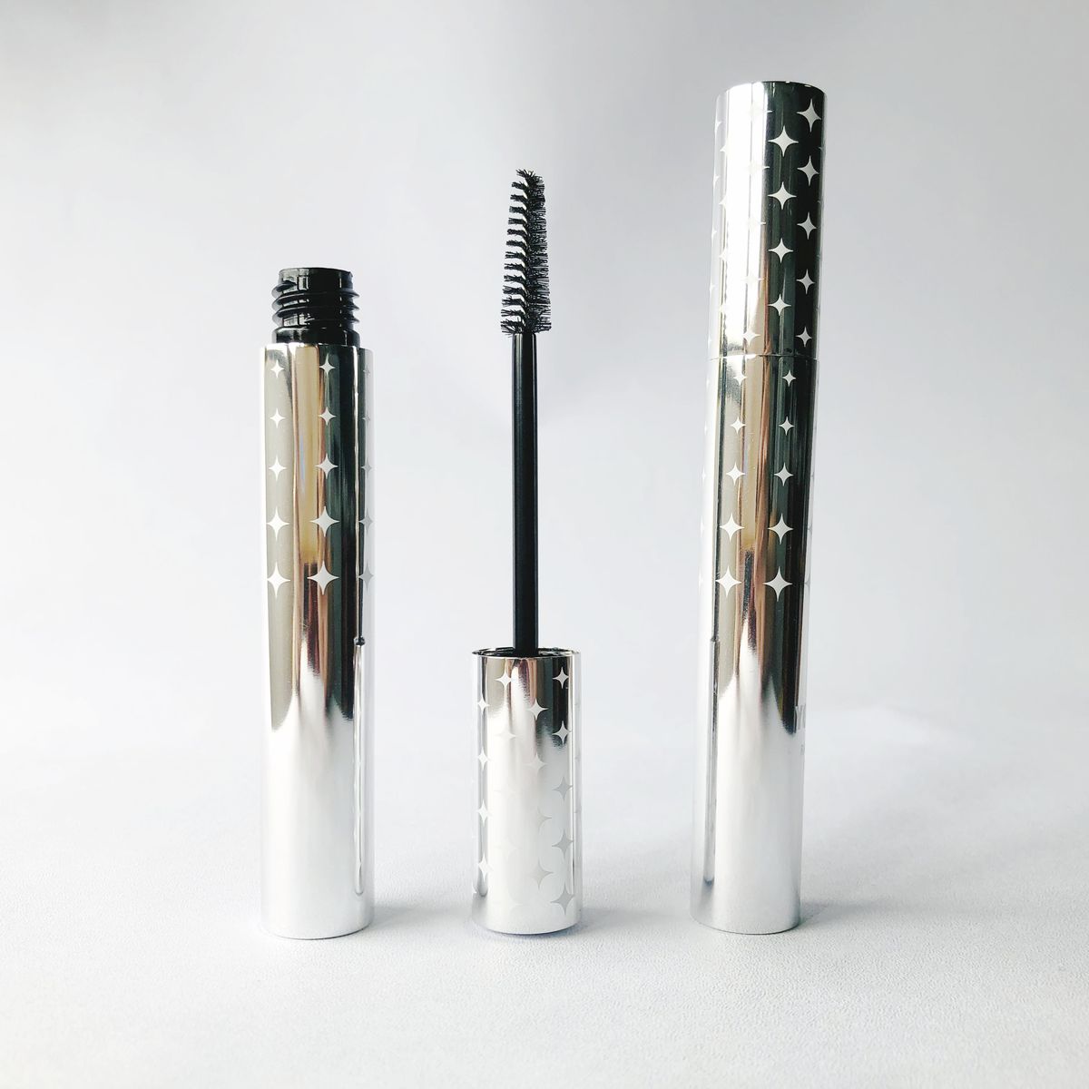 Mascara Tubes model JMG15204