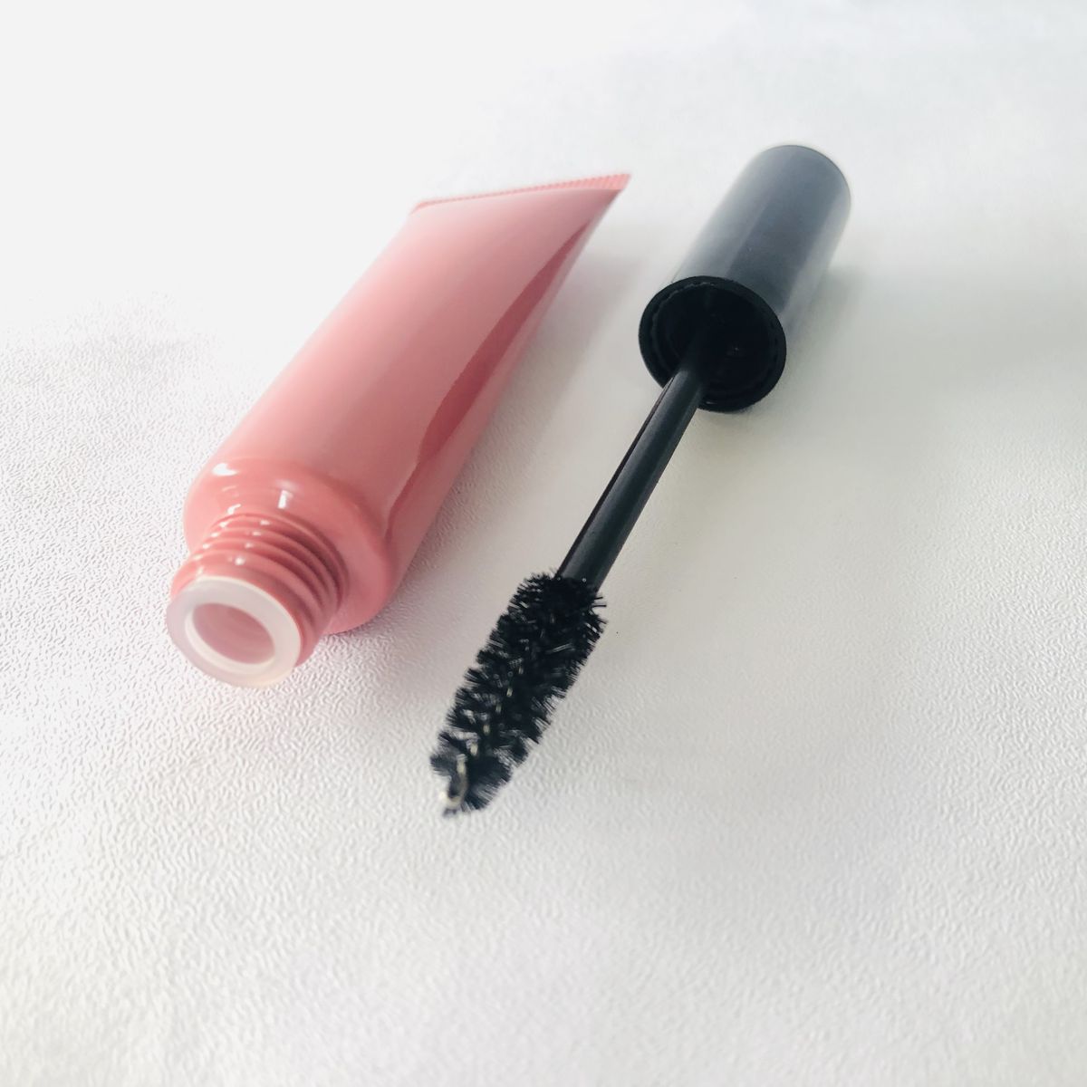 Mascara Tubes model JMG22304